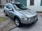 Nissan Qashqai 2.0 Acenta Automatik / PANO. / AHK / - gebrauchte Nissan Qashqai aus dem Jahr 2009