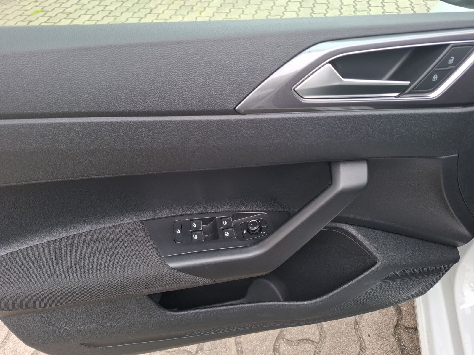 Fahrzeugabbildung Volkswagen Polo TSI Highline Navi Climatronic ACC PDC SH LM