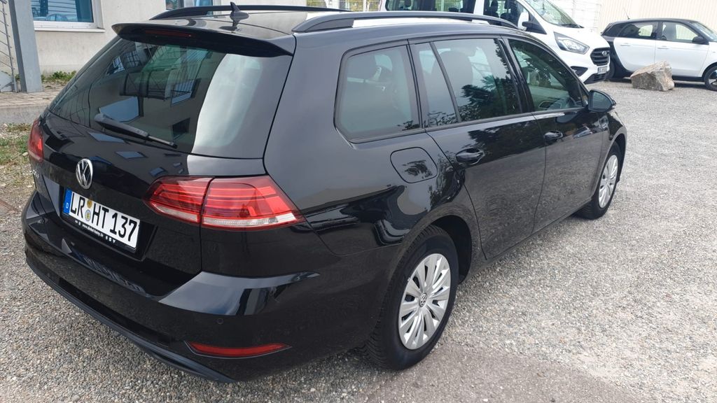 Image of Volkswagen Golf