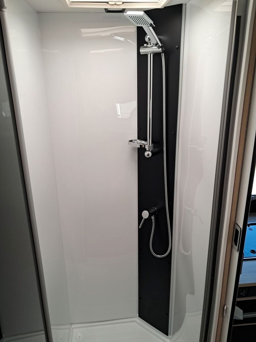 Fahrzeugabbildung Chausson Teilintegriert Etape Line 640 Solar, Markise