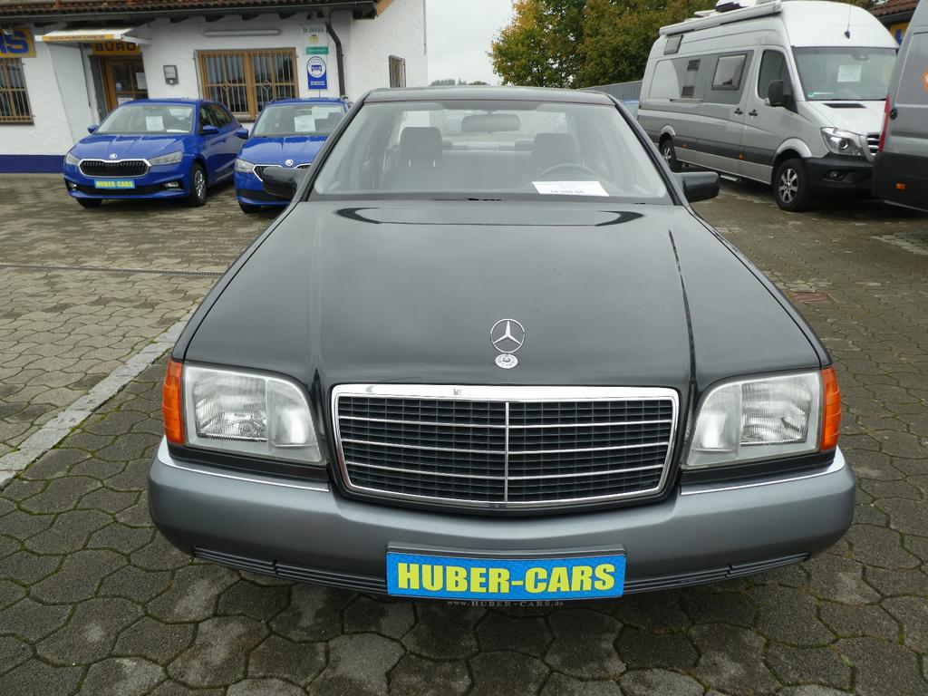 Mercedes-Benz 400
