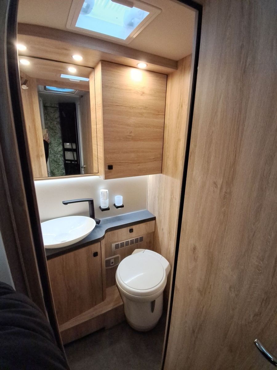 Fahrzeugabbildung Eura Mobil Profila RS 720 QF Aktionsfahrzeug !!