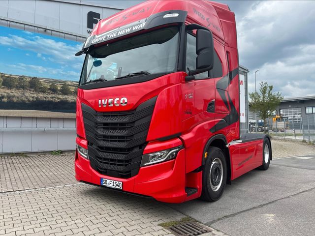 Iveco S-Way AS440S49T/P