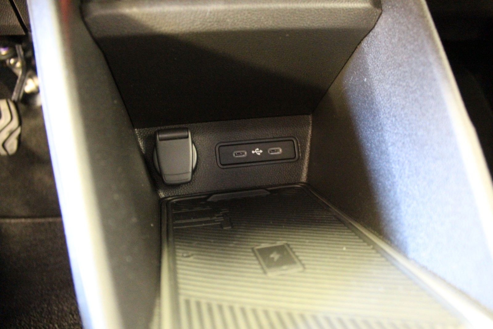 Fahrzeugabbildung Renault R 5 150 Comfort Range Techno  *Vollausstattung*