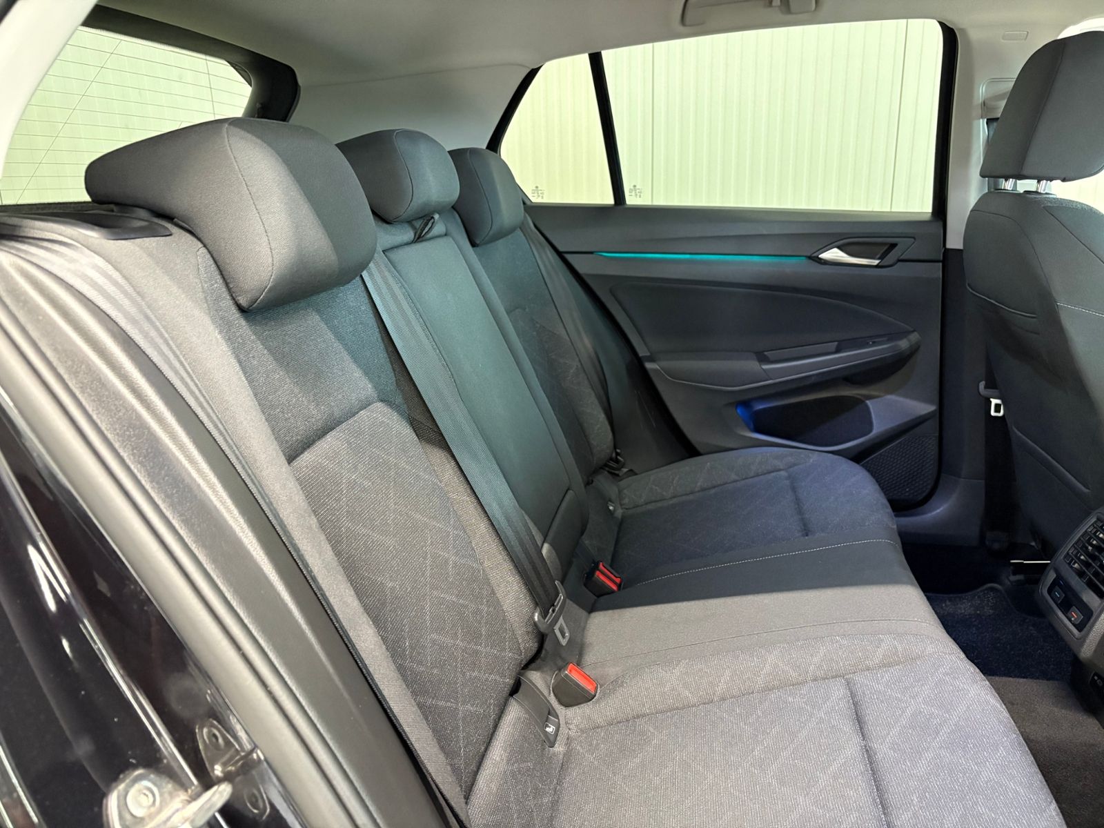 Golf VIII Life 1.0 eTSI DSG LED NAVI ACC PDC SHZ