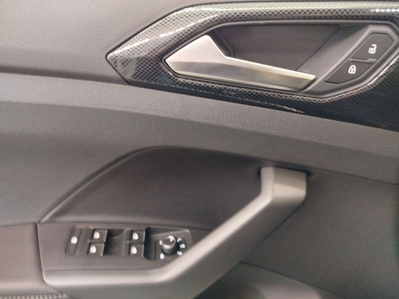 Volkswagen T-Cross - Bild 7