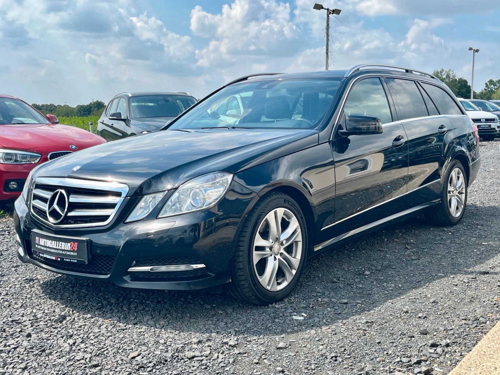 Fahrzeugabbildung Mercedes-Benz E 300 CDI Aut. AVANTGARDE Navi Xenon Leder AHK