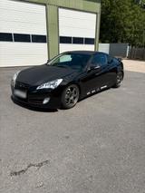 Hyundai Genesis 3.8l V6 - Hyundai Genesis: Automatik