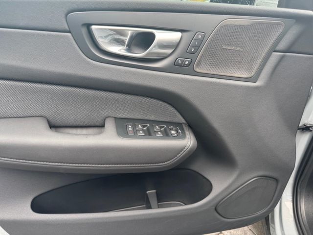 VOLVO XC 60 (Bild 16 von Array)