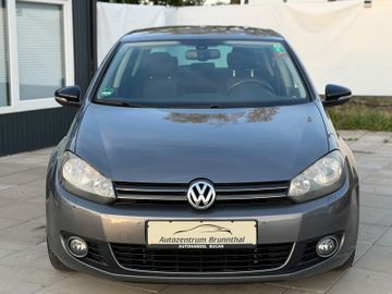 Volkswagen Golf - 2
