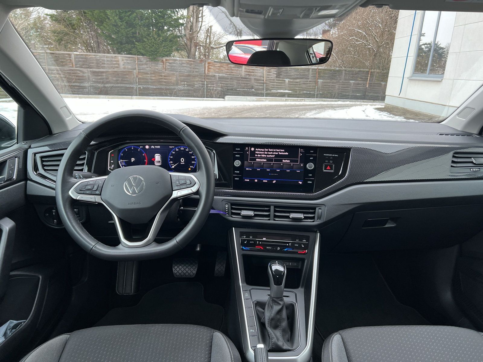 Fahrzeugabbildung Volkswagen Taigo 1.0 TSI DSG Life LED VIRTUAL NAVI SHZ