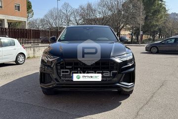 Audi Q8 - 2