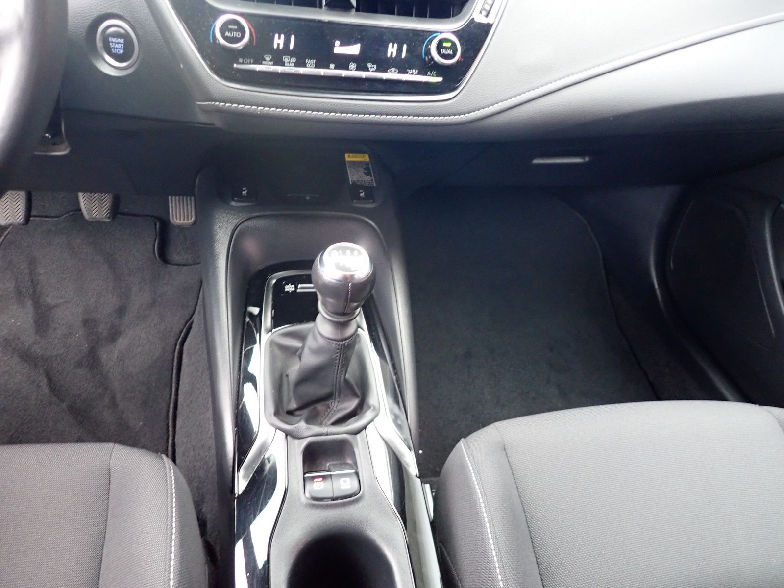 Fahrzeugabbildung Toyota Corolla Touring Sports Team