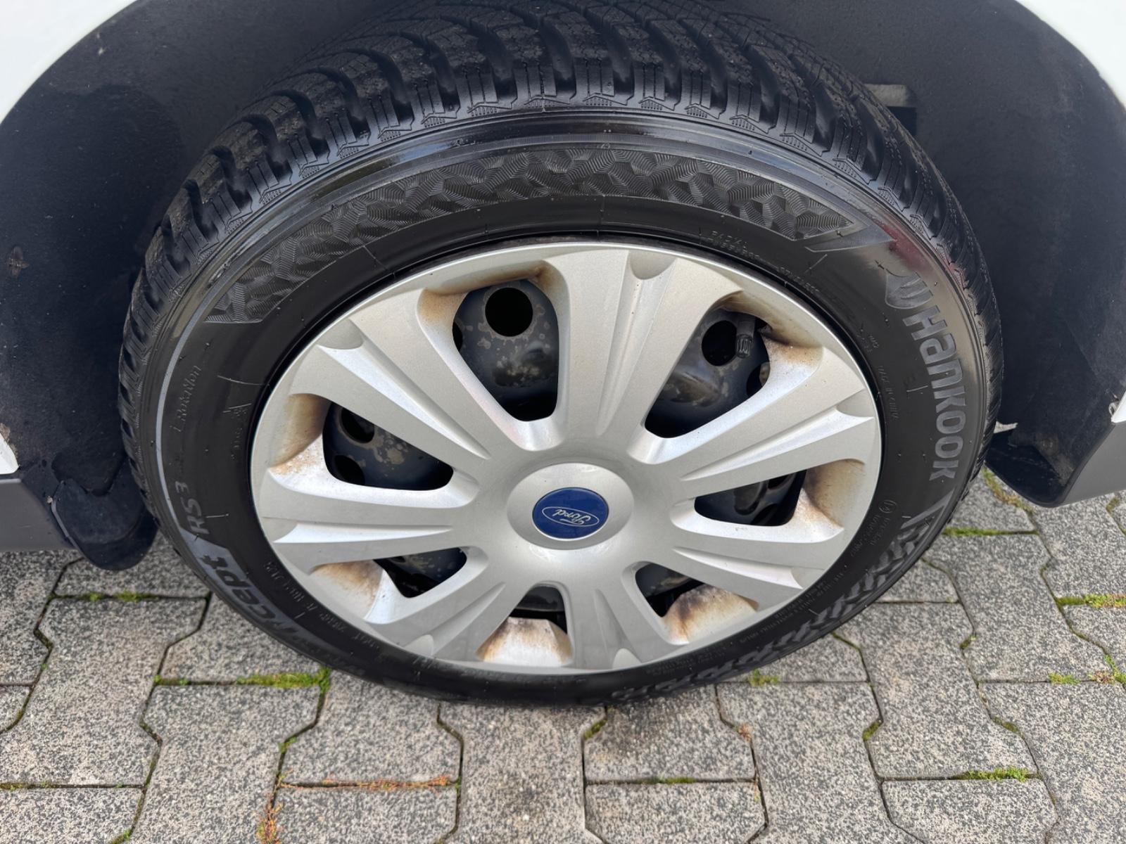 Ford Focus 2015 — photo 7