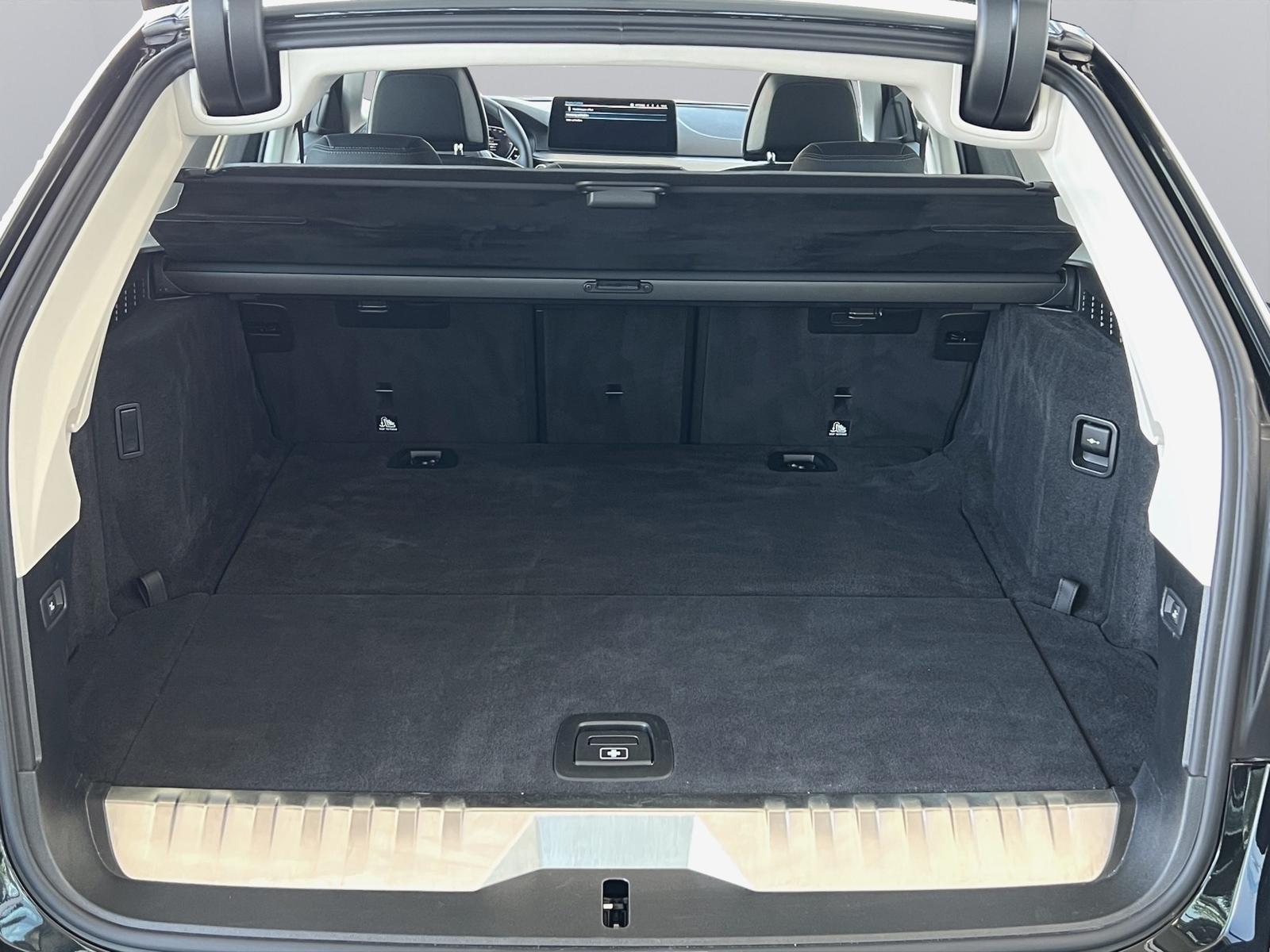 BMW 530e Touring Laser RFK HUD Pano Keyless
