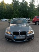 BMW E90 320xd - BMW 320: E90