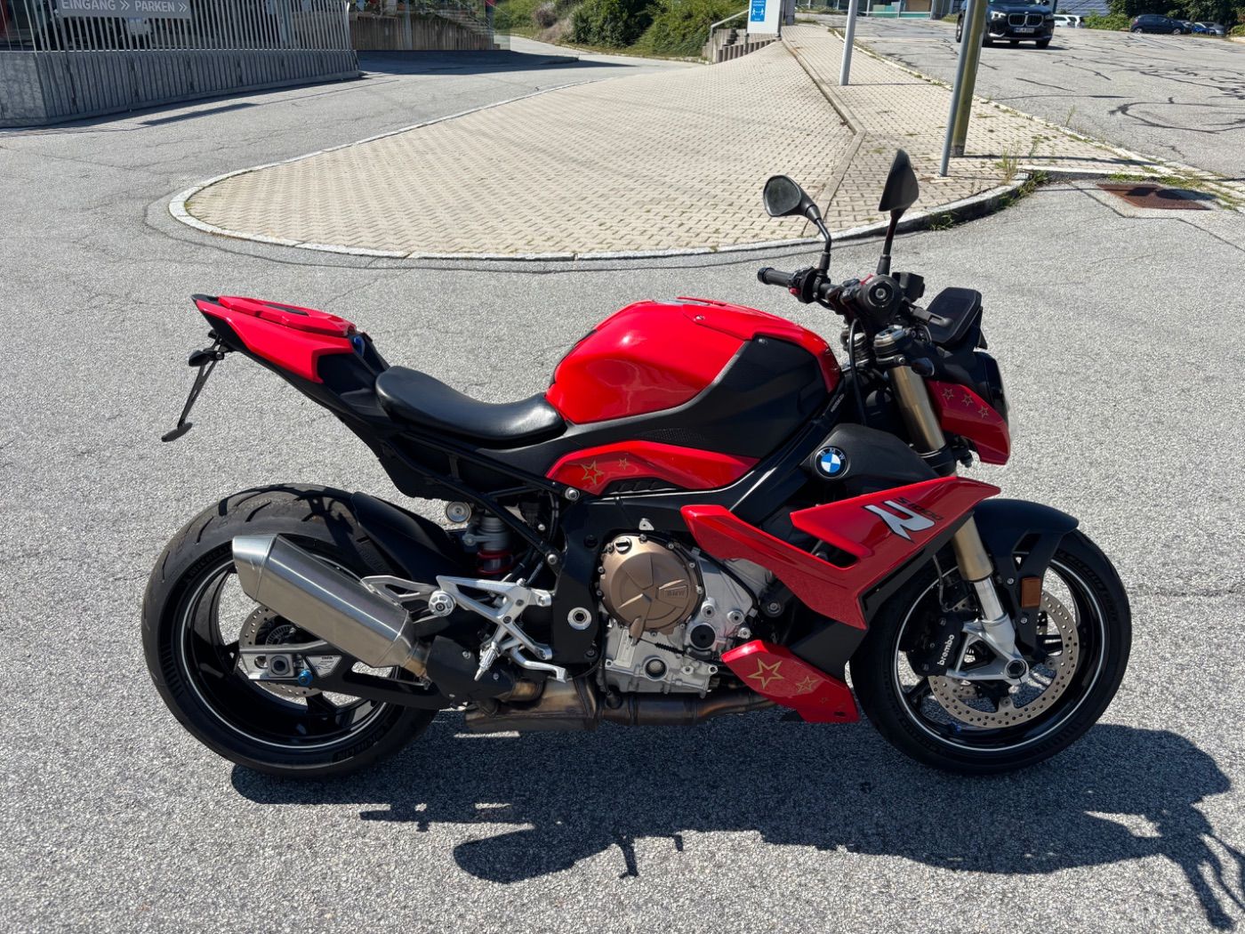 Fahrzeugabbildung BMW S 1000 R Dynamikpaket Kurzer Kennzeichenhalter
