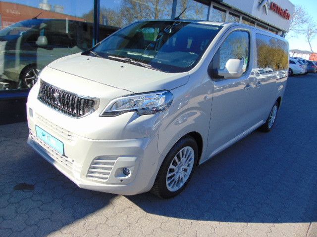 Image of Peugeot Traveller
