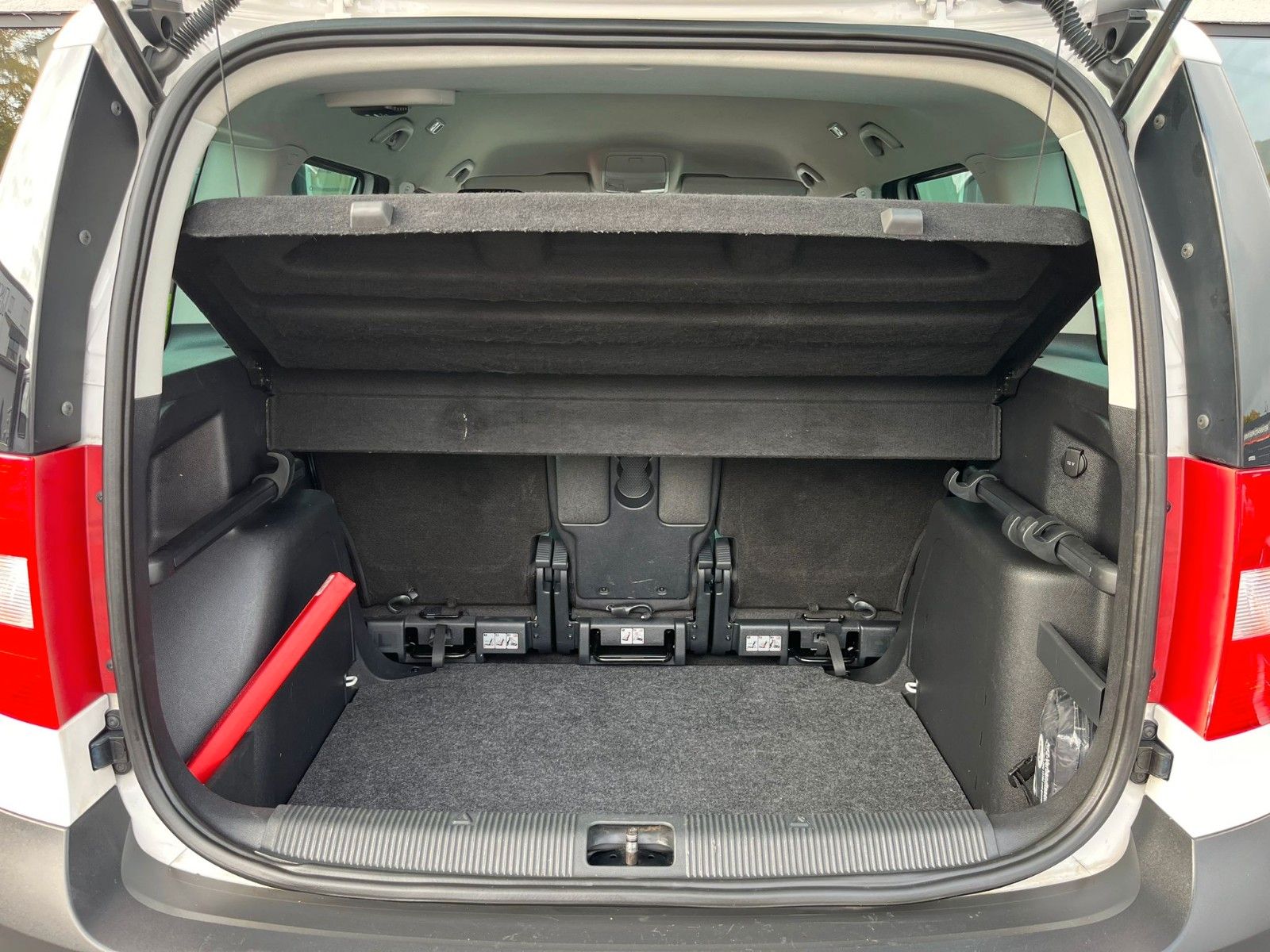 Fahrzeugabbildung SKODA Yeti 1.4TSI Adventure*1.Hand*Allwetter*