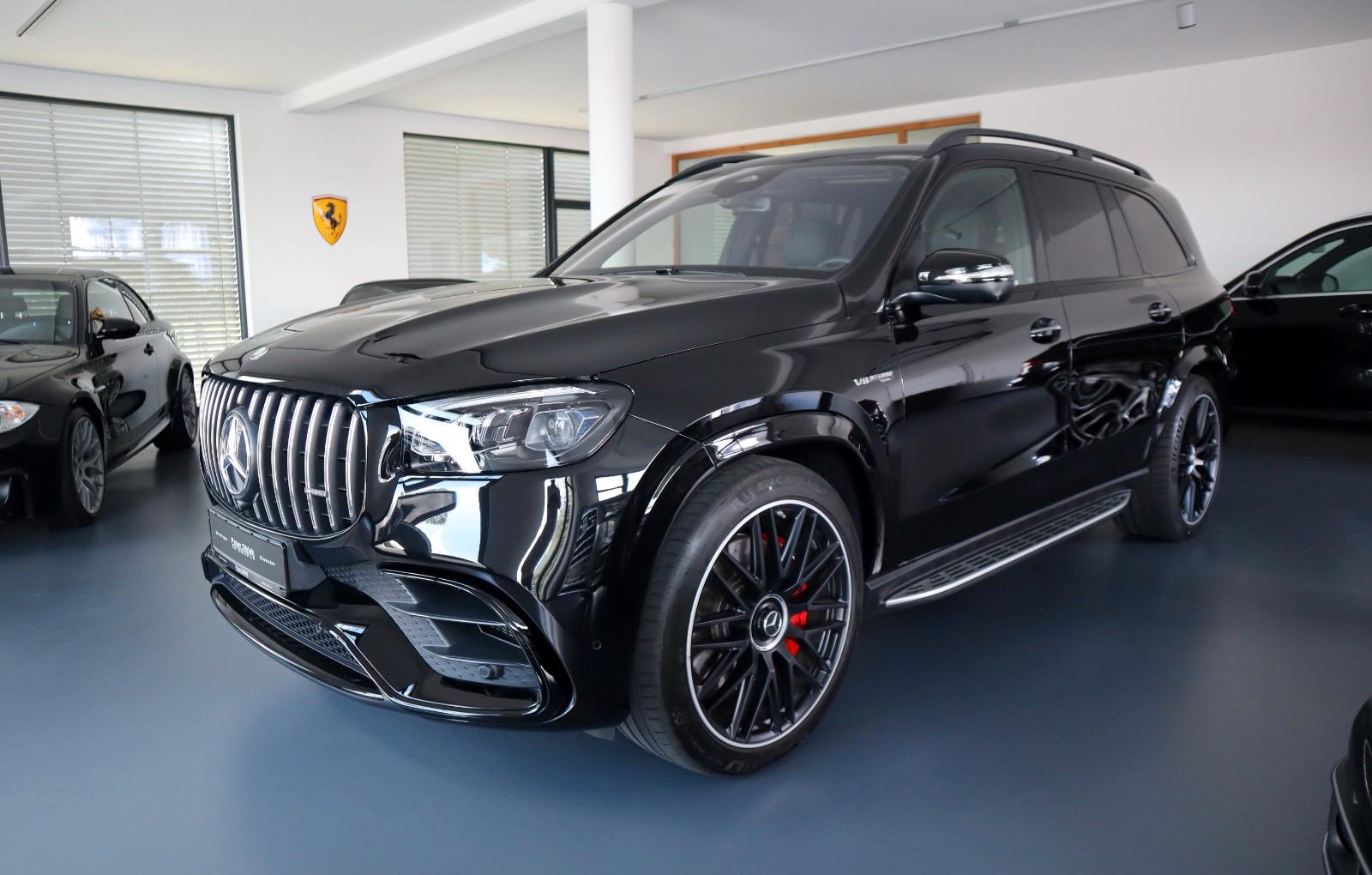Mercedes-Benz GLS 63 AMG / Carbon / 23" / Burmester / Standh.