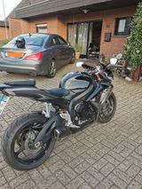 Suzuki GSX-R 600 - SUZUKI SCHWARZ GSX R 600