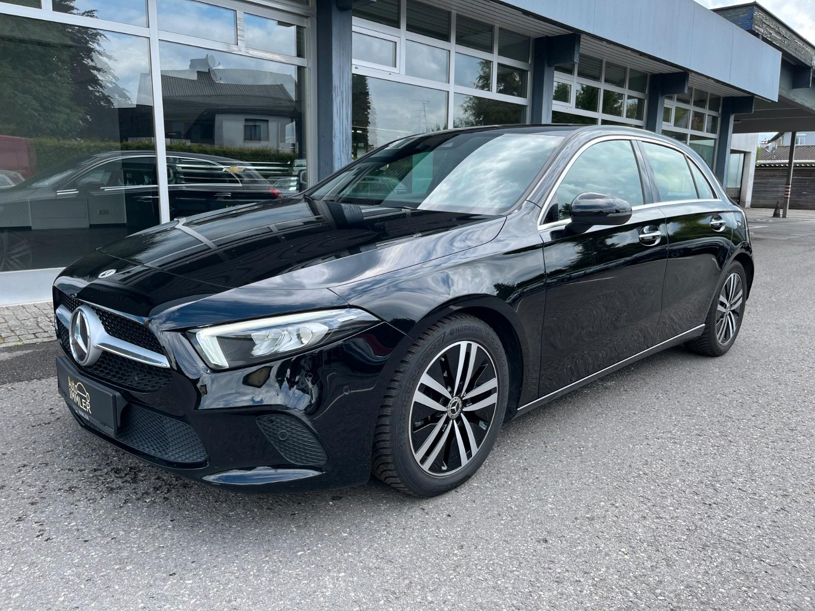 Mercedes-Benz A 180 d ADVANCED*SITZHZG*AMBIENTE*LED*