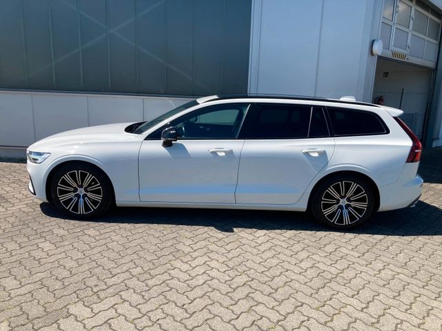 V60 B4 (Diesel) R Design (Standheiz, AHK, Pano)