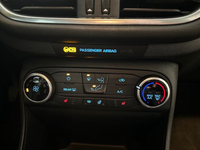 Fahrzeugabbildung Ford Fiesta Cool & Connect*NAVI*SHZ*CarPlay*TEMPOMAT