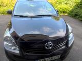 Toyota Verso - gebrauchte Toyota Verso aus dem Jahr 2010