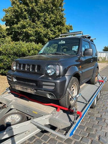 Suzuki Jimny FJ 4x4 2009 mit viel neuem Zu...