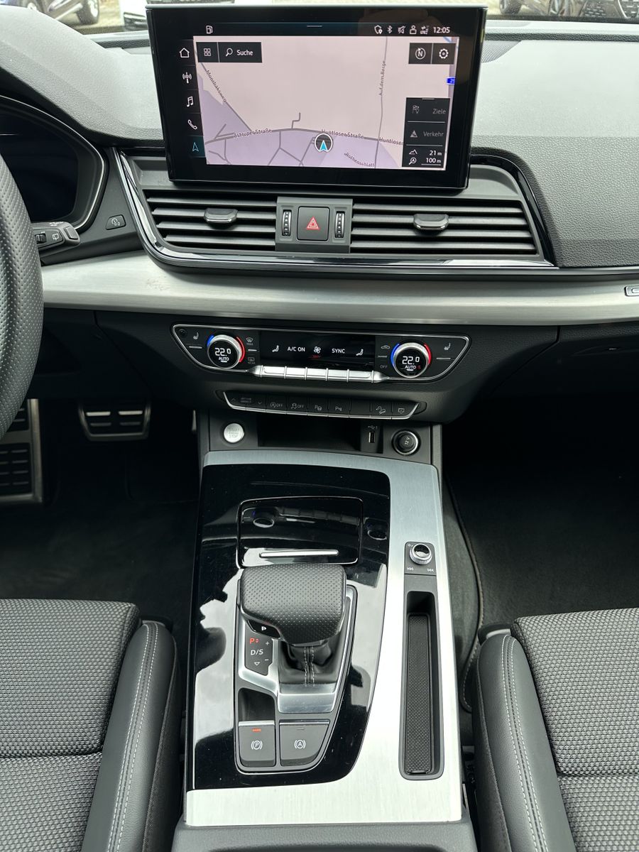 Fahrzeugabbildung Audi Q5 40 TDI S-Line Qu NAV+MATRIX+ACC+AHK+STHZG+VC