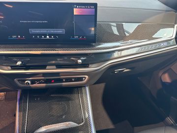 BMW X5 xDrive30d M Sportpaket HK HiFi DAB LED