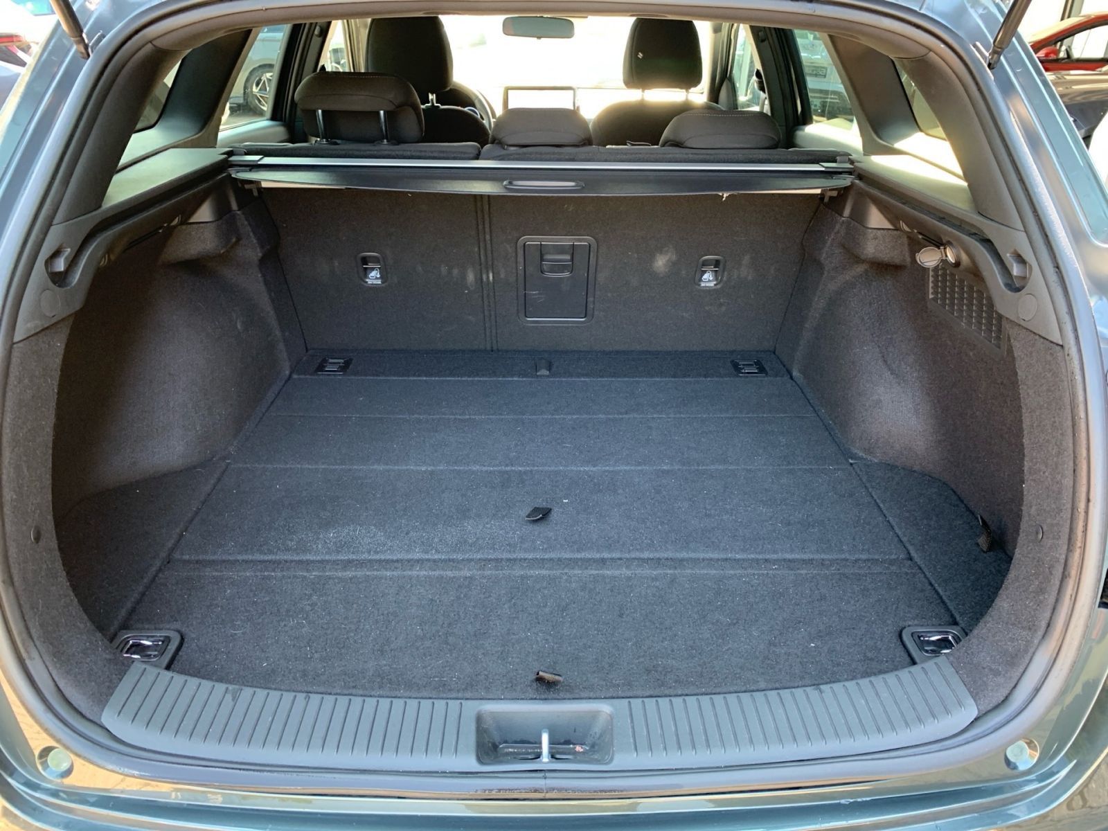 Fahrzeugabbildung Hyundai i30 Kombi 1.0 T-GDI 7-DCT Advantage Plus