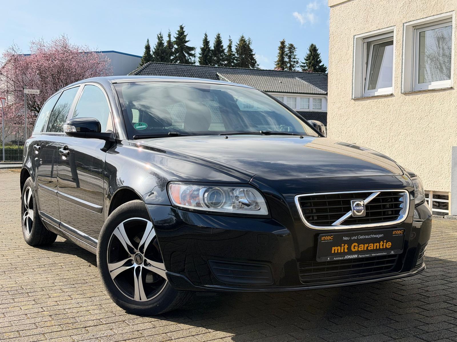Volvo V50 Kombi 1.6 Benzin Kombi ; 1. Hand