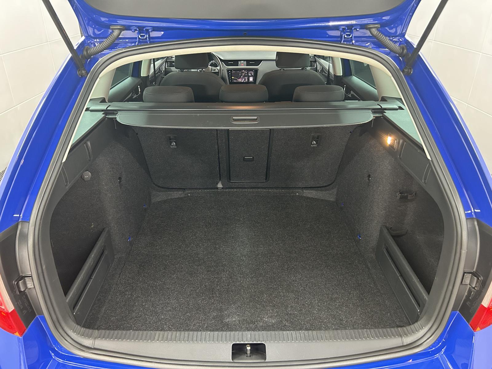 Skoda Octavia Kam+CarPlay+Navi+LED+Tempomat+Isofix