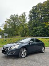 Volvo S60; ACC; TÜF 8/27; AHK; Winterreifen - gebrauchte Volvo S60 aus dem Jahr 2012
