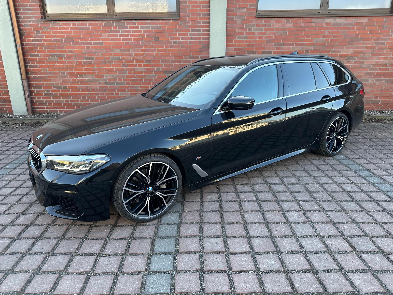 BMW 530d xDrive M-Sport,Massage,Standheizung,8fach