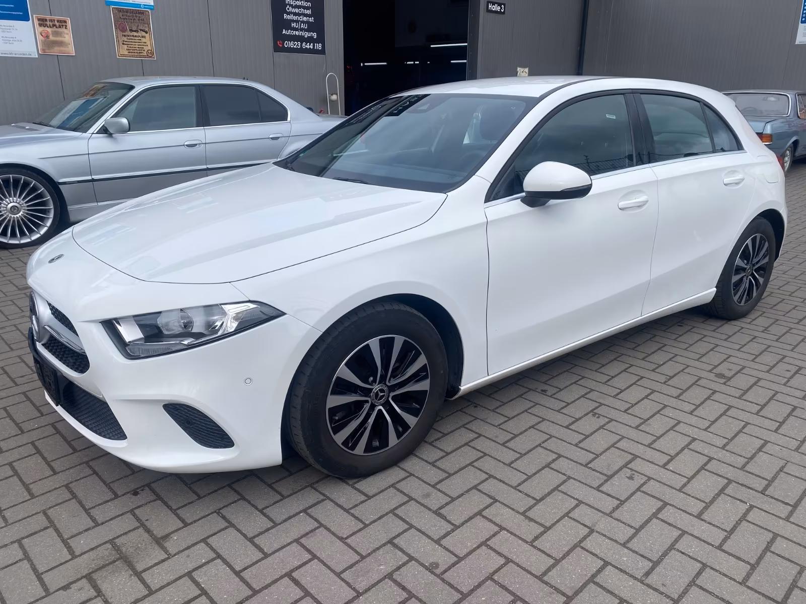 Mercedes-Benz A 180 d / Kamera / Teil Leder / NAVI