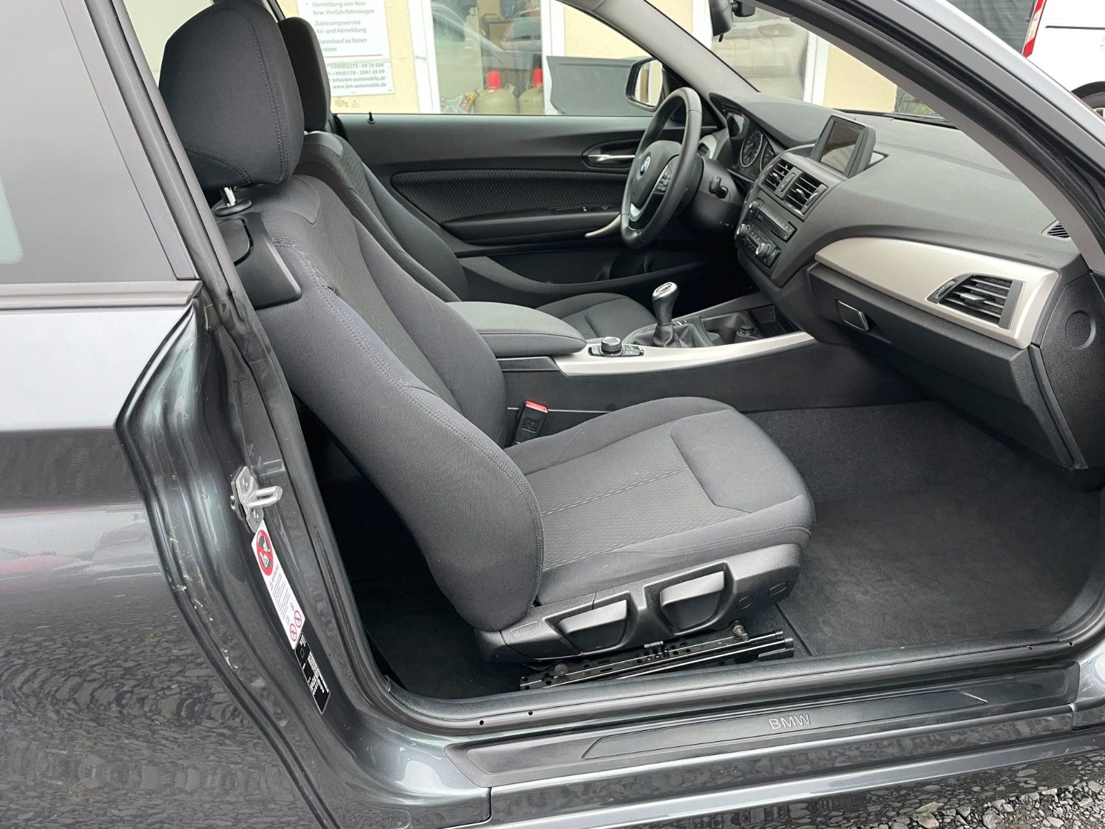 Fahrzeugabbildung BMW 116i 3-Türer Klima SHZ Freisprech 2.HAND SPORTLE