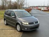 Volkswagen Touran 1.4 TSI DSG Highline  7 Sizer  - Volkswagen Touran aus 2011: Highline