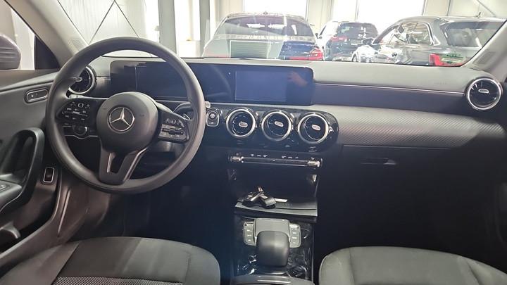 Mercedes-Benz CLA 220d DCT Shooting Brake Keyless-Go Kamera