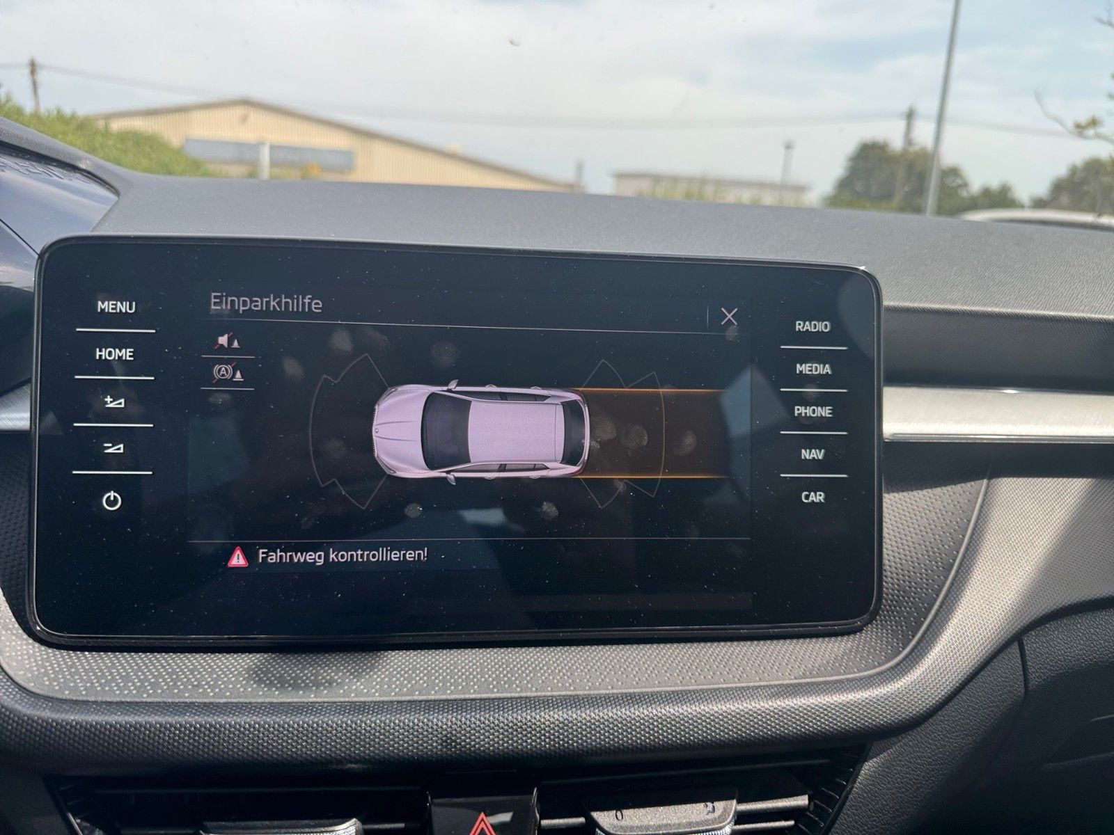 Fahrzeugabbildung SKODA Fabia Ambition 1.0 TSI