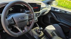 FORD Focus Lim. ST X*Track Pack* FORD Focus Lim. ST X*Track Pack*