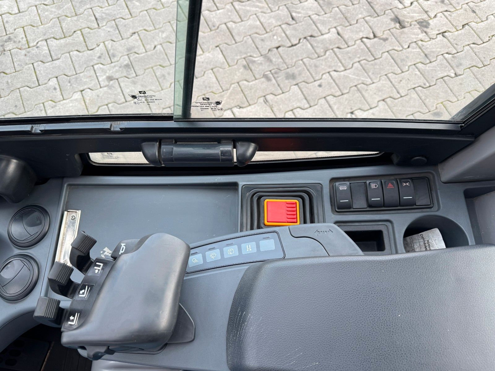 Fahrzeugabbildung Jungheinrich EFG 215 / Triplex: 4.25m! / SS / nur 716h!