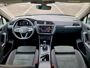 Volkswagen Tiguan - 8