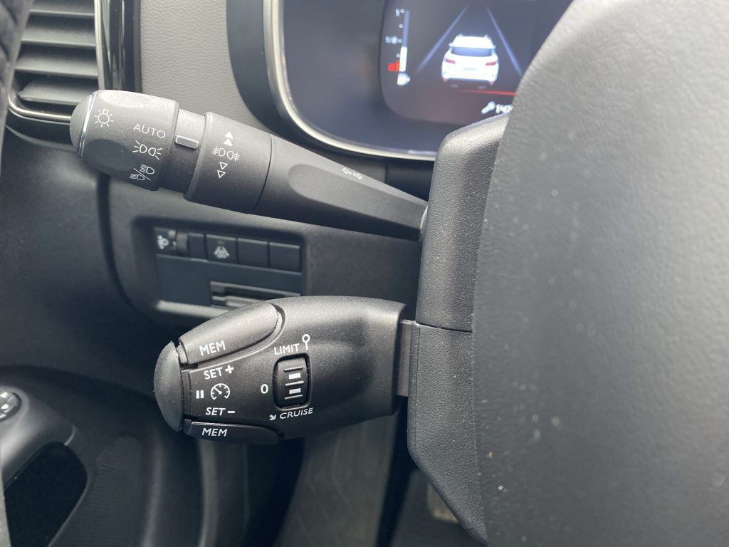 Fahrzeugabbildung Citroën C5 Aircross PT 130 S&S FEEL PACK *NAVI*Freisprec