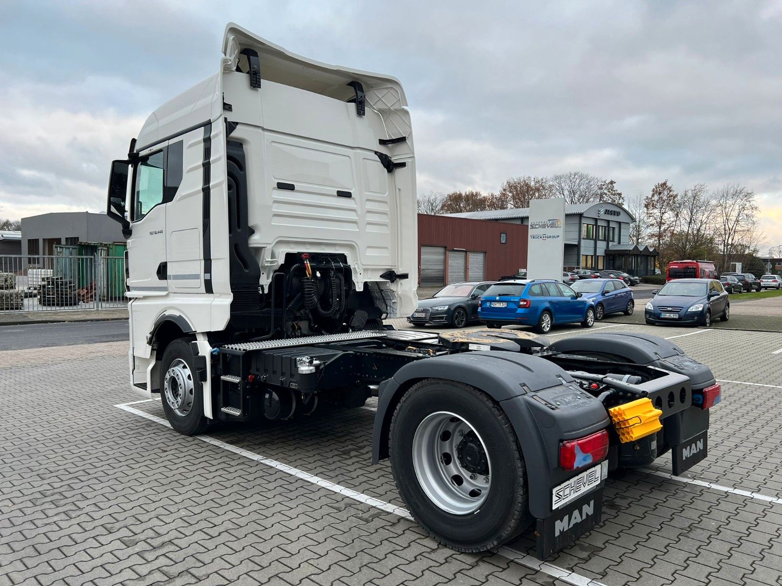 Fahrzeugabbildung MAN TGX 18.440 4x2 BL SA Retarder