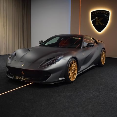 Ferrari 812 360/PAS.DISPL./LIFT/JBL/RAC.SITZE/CARBON