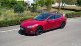 Tesla Model S 60 - Free Charging  - rote Tesla Model S
