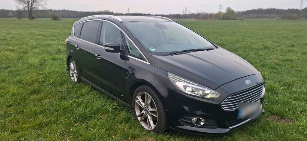 Image of Ford S-Max